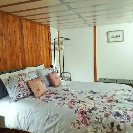Raminho Dos Acores Farm stay Angra do Heroismo